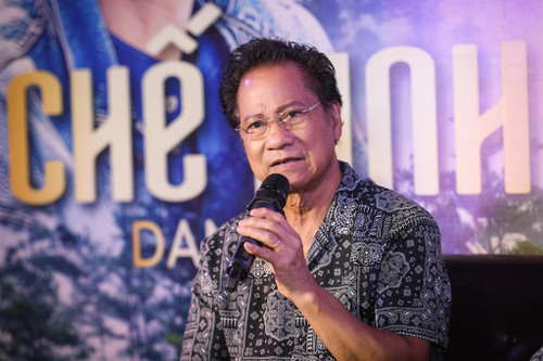 Ca sĩ Chế Linh hát xuyên Việt đánh dấu 60 năm ca hát. Ảnh: BTC.