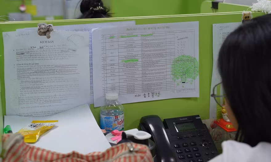Chiêu thức tinh vi của các đường dây lừa đảo 'kỳ nghỉ' đang bị Công an TPHCM điều tra