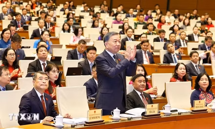 Lãnh đạo Đảng, Nhà nước dự Kỳ họp không thường lệ thứ Nhất, Quốc hội khóa XVI