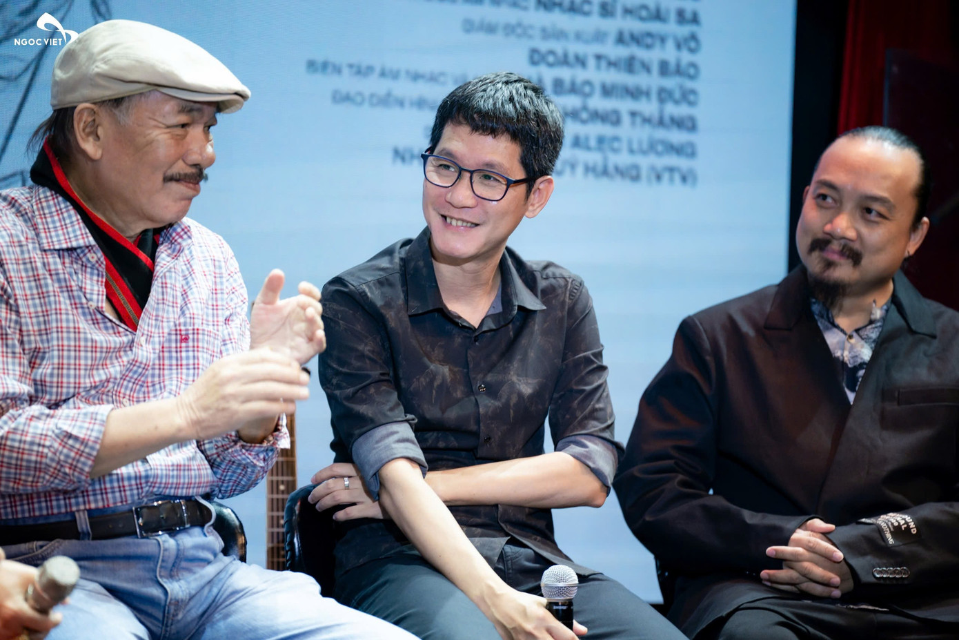 Đạo diễn Cao Trung Hiếu và nhạc sĩ Hoài Sa chịu trách nhiệm biến hóa đêm nhạc vinh danh bốn cây đại thụ của âm nhạc Việt Nam. z7103776358529-541bd856f39aaf44f972dcda9db5886f.jpg