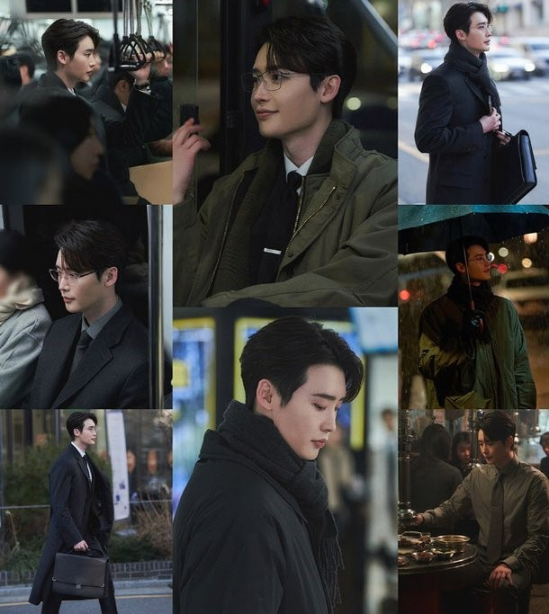 Lee Jong Suk đã khắc họa một cách sâu sắc mâu thuẫn nội tâm của Joo Hyung giữa thực tế của một nhân viên văn phòng phải làm việc dù không muốn và những cảm xúc cá nhân khiến anh khó giữ được bình tĩnh. Nam diễn viên của Big Mouth cách đây 3 năm đã thể hiện những rạn nứt cảm xúc rỉ ra từng khoảnh khắc bằng ánh mắt và hơi thở của mình, với một chút gì đó vừa phải, không quá lạnh lùng cũng không quá nóng nảy. Sự kiểm soát nhịp độ chi tiết của Lee Jong Suk khiến chúng ta nín thở theo dõi từng lời nói và hành động của Joo Hyung. Diễn xuất đầy nhiệt huyết của Lee Jong Suk, được xây dựng công phu với lối diễn xuất tiết chế, kìm nén mọi cảm xúc, tạo nên cảm giác đắm chìm vào nhân vật Ahn Joo Hyung. Lee Jong Suk, "bậc thầy phản ứng hóa học" tự hào về phản ứng hóa học hoàn hảo với bất kỳ ai, từ tình bạn đến tình yêu, đang tỏa sáng rực rỡ trong Law and The City. Joo Hyung và Hee Ji (do Moon Ga Young thủ vai) đã cho thấy "phản ứng hóa học" lãng mạn nảy nở ngay cả ở cuộc gặp gỡ tại Hồng Kông 10 năm trước hay khi hội ngộ hiện tại. Nhân vật Joo Hyung trong biểu hiện cảm xúc được kiềm chế của Lee Jong Suk đã mang đến sự tin tưởng và ổn định bằng tình cảm chân thành, thầm lặng, trưởng thành, có thể cảm nhận được từ sự chu đáo với Hee Ji, làm rung động trái tim người xem. lee-jong-suk.jpg