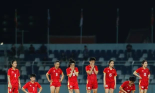 HLV Mai Đức Chung: 'Tuyển nữ Việt Nam xứng đáng chiến thắng, nhưng quyết định sai đã phá hỏng tất cả'