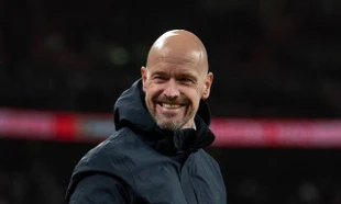 Ajax sa thải người cũ của Liverpool, chuẩn bị bổ nhiệm người cũ của MU