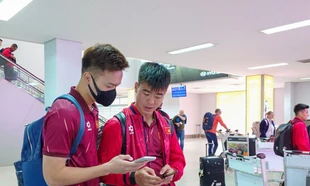 Đội tuyển Việt Nam đã có mặt tại Lào, sẵn sàng cho mục tiêu chiến thắng