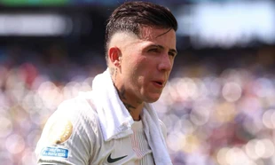 Tiền vệ Chelsea suýt đổ gục vì thời tiết quá nóng ở FIFA Club World Cup 2025