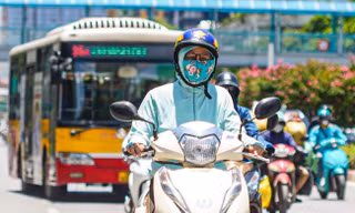 Miền Bắc nắng nóng đỉnh điểm, vượt 40 độ