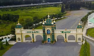 Tạm dừng mọi giao dịch liên quan Tập đoàn Khang Thông và công ty con