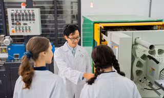 Đặt mục tiêu thu hút 500 nhà khoa học quốc tế 