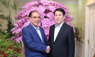 Chủ tịch nước Lương Cường chúc Tết nguyên Tổng Bí thư Nông Đức Mạnh