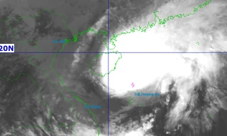 Diễn biến mưa bão ở miền Trung 