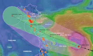 Diễn biến mới bão số 10, vùng ảnh hưởng mở rộng tới Huế 