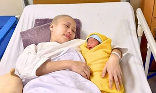 Kì tích giành giật sự sống cho mẹ bầu mắc bạo bệnh