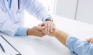 Ám ảnh kích thước ‘cậu nhỏ’: Nhiều nam giới đang tự làm hại mình