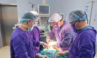 Nam thanh niên bị cắt bỏ tinh hoàn vì chấn thương do đá bóng