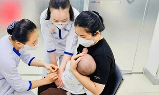 Thay đổi thời tiết, gia tăng trẻ mắc cúm