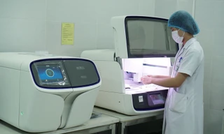 Xét nghiệm gen là 'chìa khóa' vàng phát hiện sớm ung thư di truyền