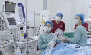 Hơn 13 giờ cứu sống bệnh nhân ung thư đường tiêu hóa hiếm gặp