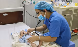 Tăng mức sinh 2% mỗi năm: Giải pháp giữ nhịp dân số đến năm 2030