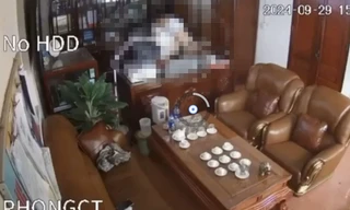 Chủ tịch hội đồng trường ‘thân mật’ với nhiều phụ nữ, ảnh hưởng ngành Giáo dục