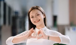 Giành giải Nhất Lịch sử, nữ sinh lớp 9 nuôi giấc mơ nối truyền thống ‘trường Bưởi’ qua ba thế hệ