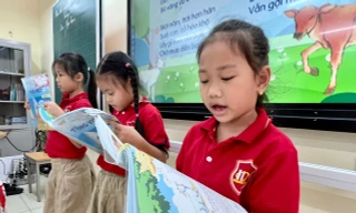 Góc nhìn chuyên gia: Khi chỉ còn một bộ sách giáo khoa