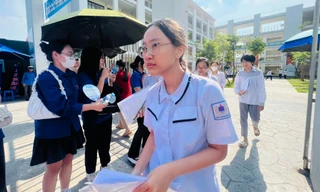 Nhiều địa phương công bố môn thi thứ ba tuyển sinh lớp 10, học sinh Hà Nội thấp thỏm chờ