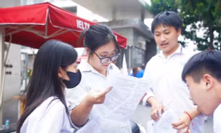 Thí sinh lưu ý lịch nộp lệ phí xét tuyển theo địa phương sau sáp nhập