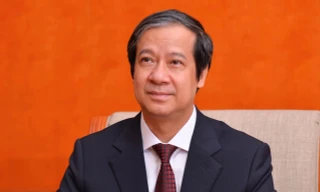 Trăn trở của Bộ trưởng Giáo dục về lương, phụ cấp, chính sách thu hút người tài