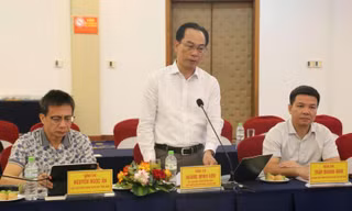 Gian lận thi ở Quảng Trị: Bộ trưởng Bộ GD&ĐT Hoàng Minh Sơn làm việc với UBND tỉnh