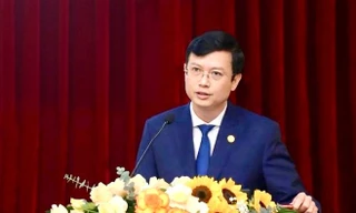 Giới thiệu chức danh tân Giám đốc Sở GD&ĐT Hà Nội 