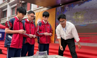 Gần 2.000 học sinh đắm mình cùng Robotics, AI, STEM