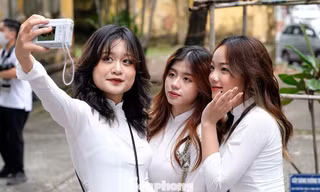 Học sinh trường chuyên học Ngữ văn và Toán nâng cao 70 tiết/năm