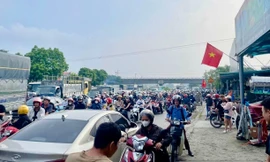 Ùn tắc giao thông quanh khu công nghiệp – Nỗi khổ thường nhật của công nhân Phú Thọ