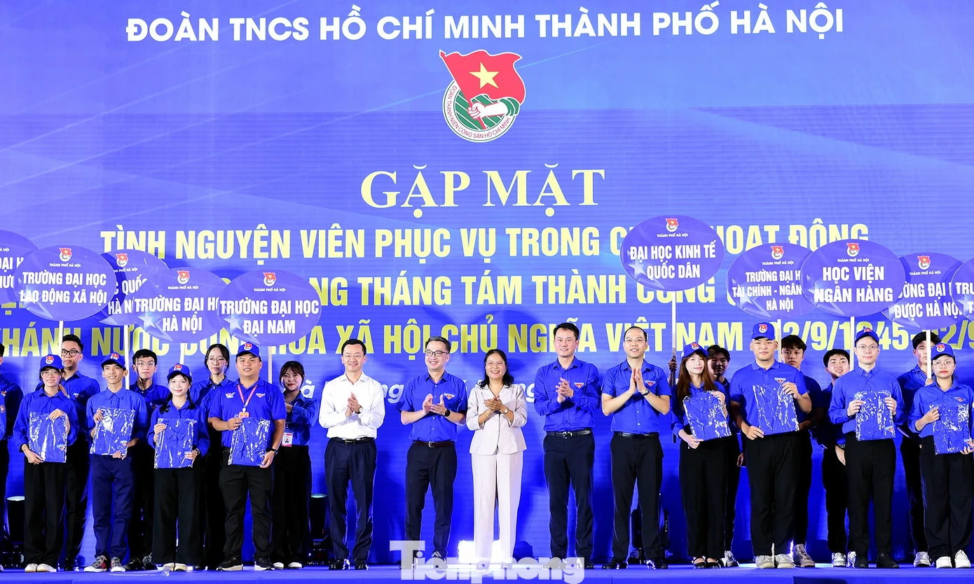tp-xuantung-hanoi-tinhnguyenvien10.jpg