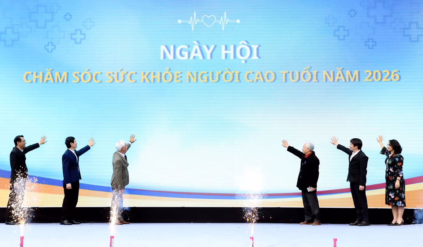 tienphong-khamsuckhoe-nguoicaotuoi8.jpg