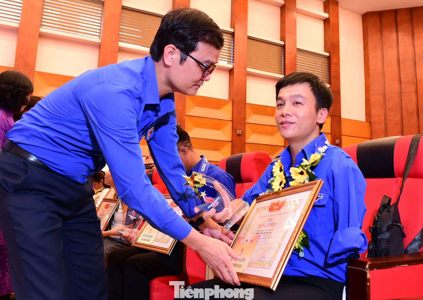 tp-xuantung-nghilucviet18.jpg