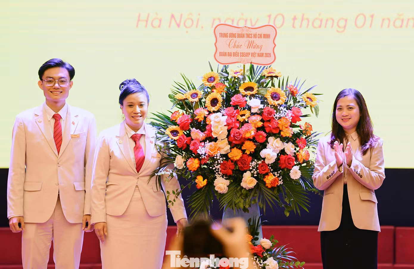 tp-tauthanhnien-dongnama-vietnam5.jpg