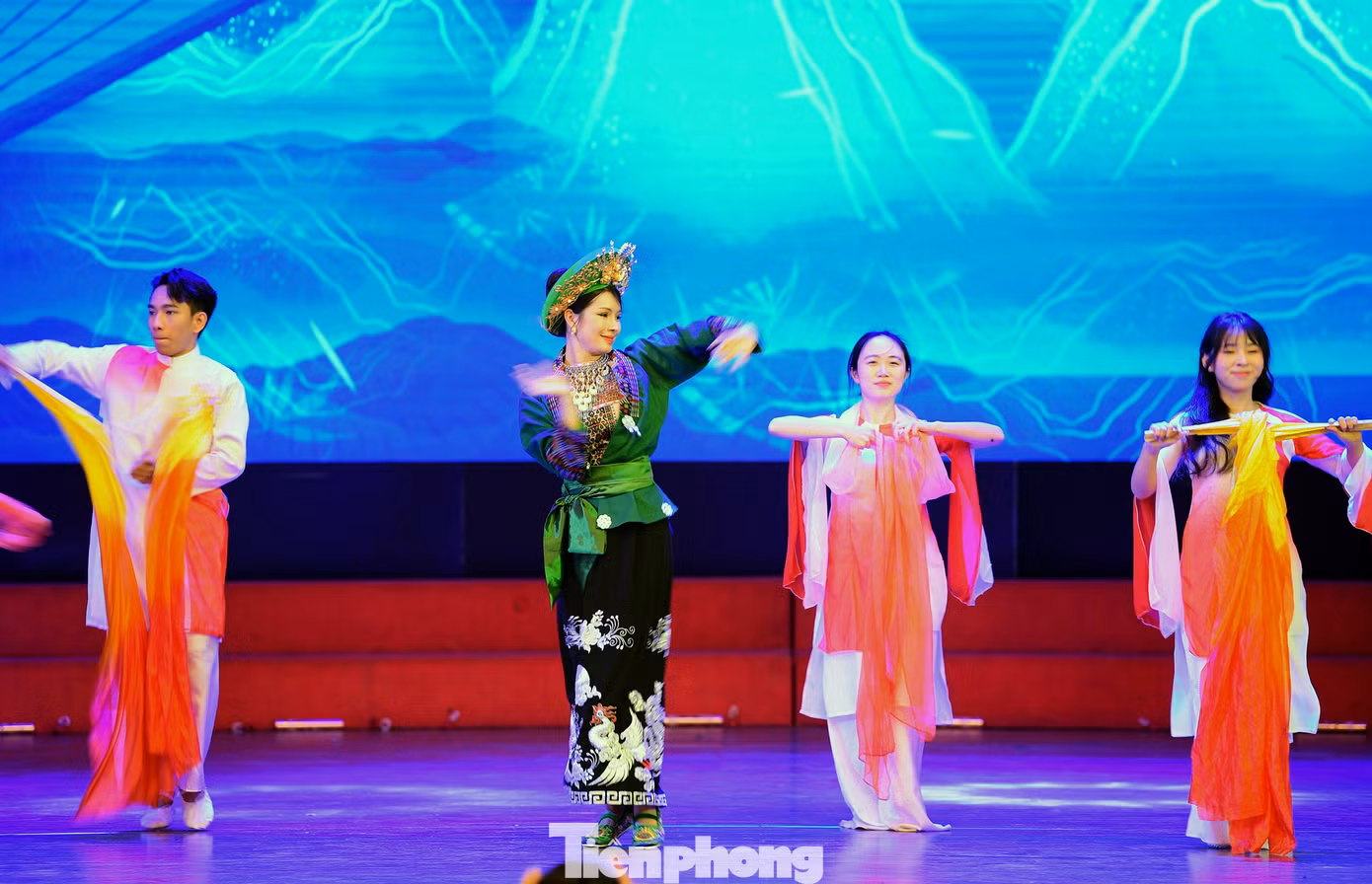 tp-tauthanhnien-dongnama-vietnam9.jpg