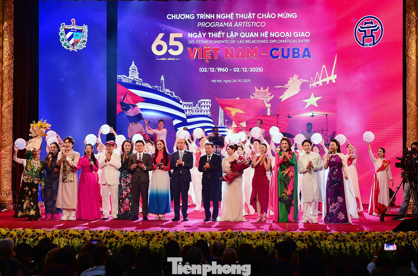 tp-vietnam-cuba-nghethuat15.jpg