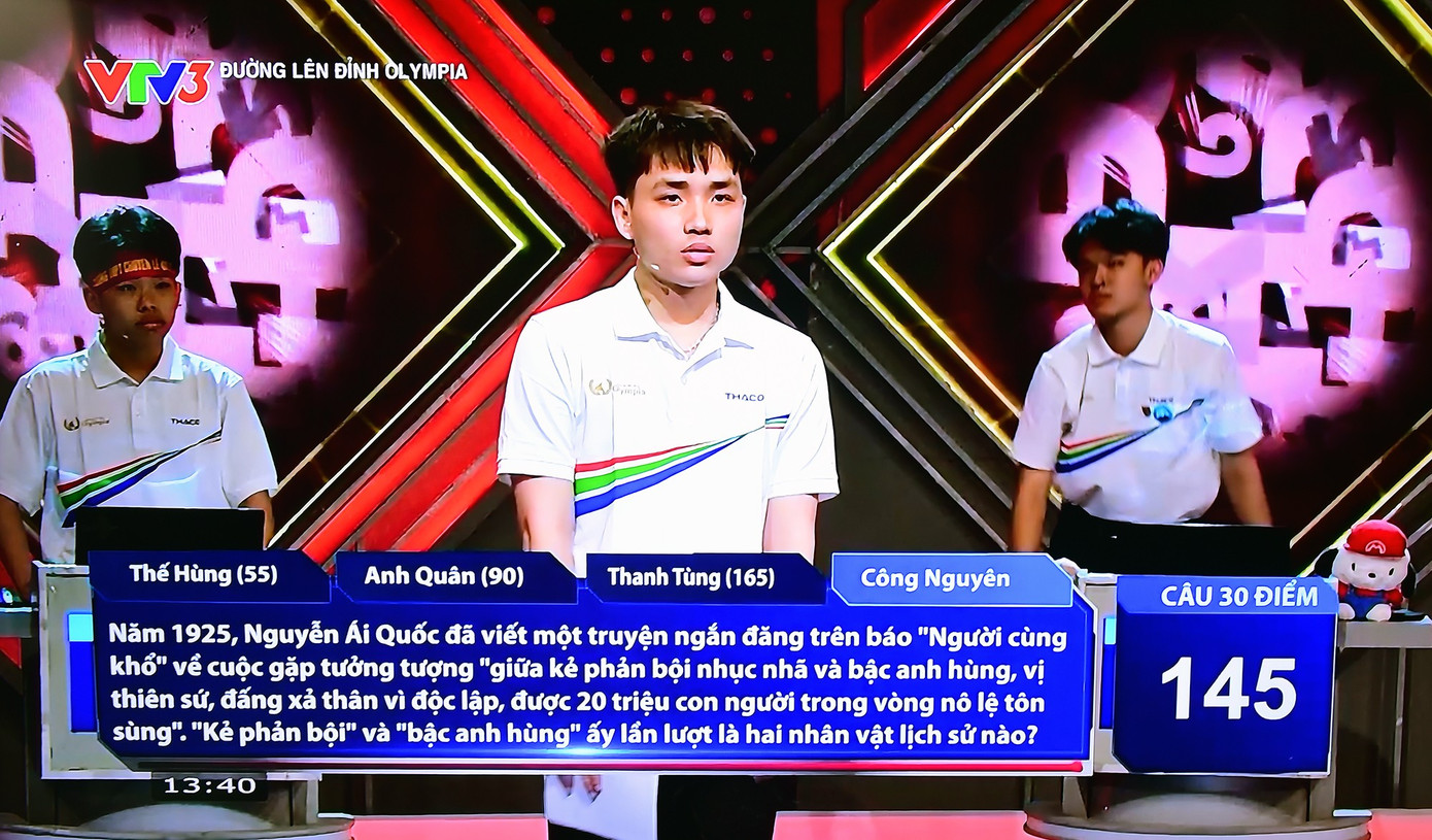 Công Nguyên có màn về đích hoàn hảo, trả lời chính xác 3 câu hỏi trong lượt thi của mình. tienphong-olympia-thang3quy34.jpg