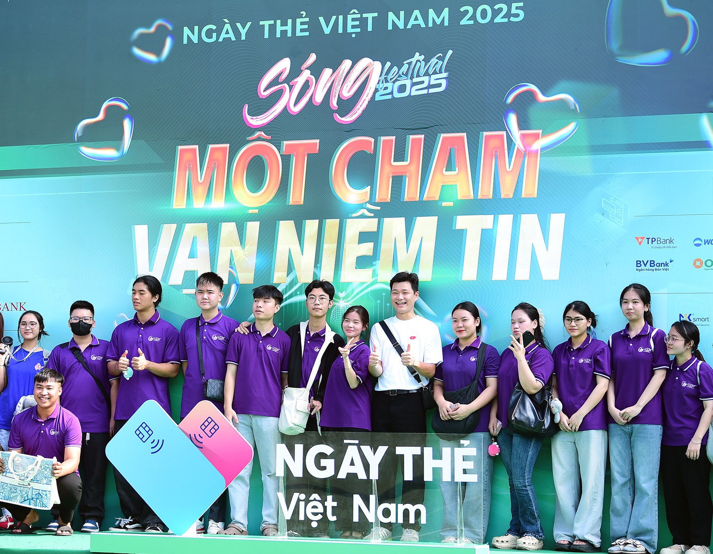 tienphong-ngaythevietnam10.jpg
