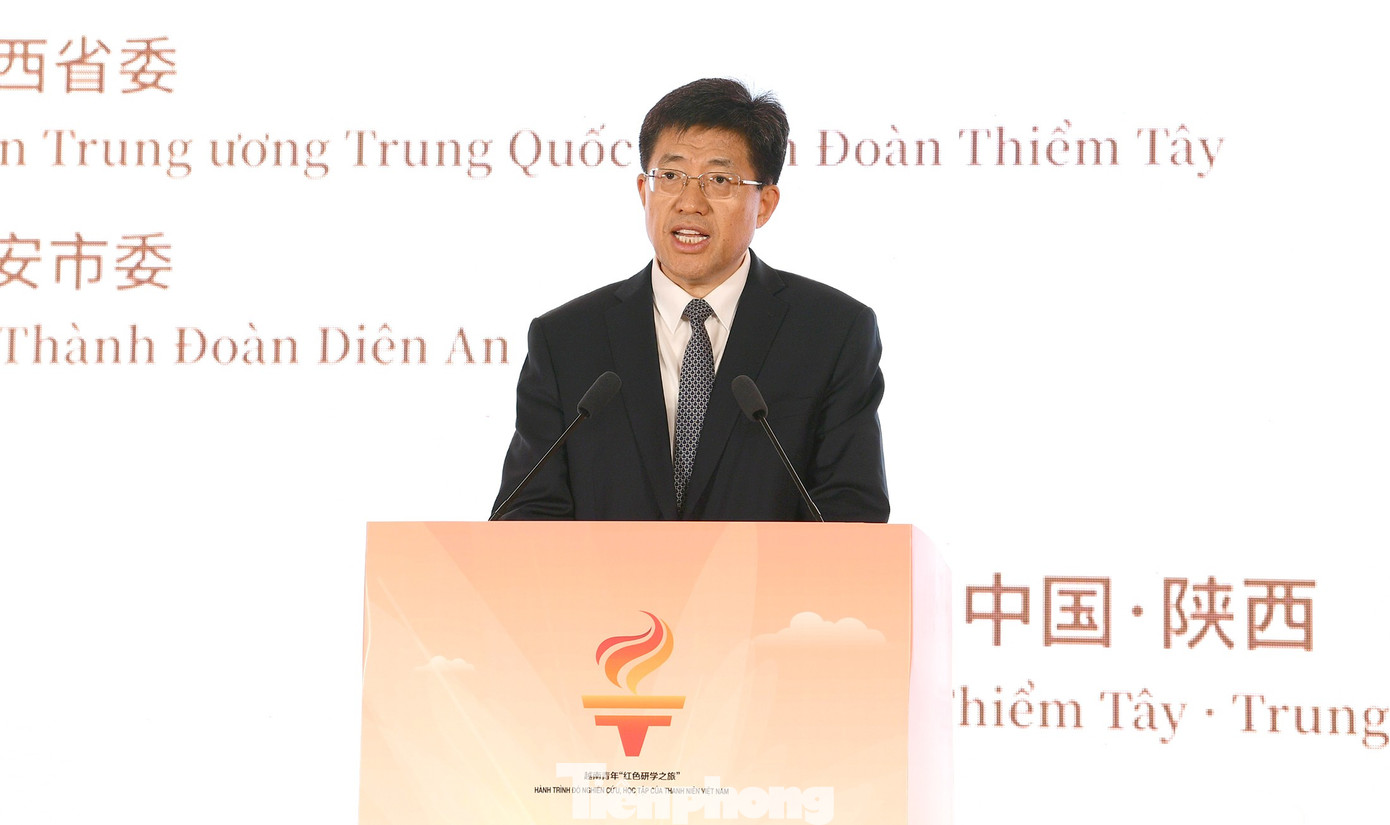 Anh A Đông phát biểu tại Diễn đàn. Ảnh: Xuân Tùng tp-hanhtrinhdo-diendan26.jpg