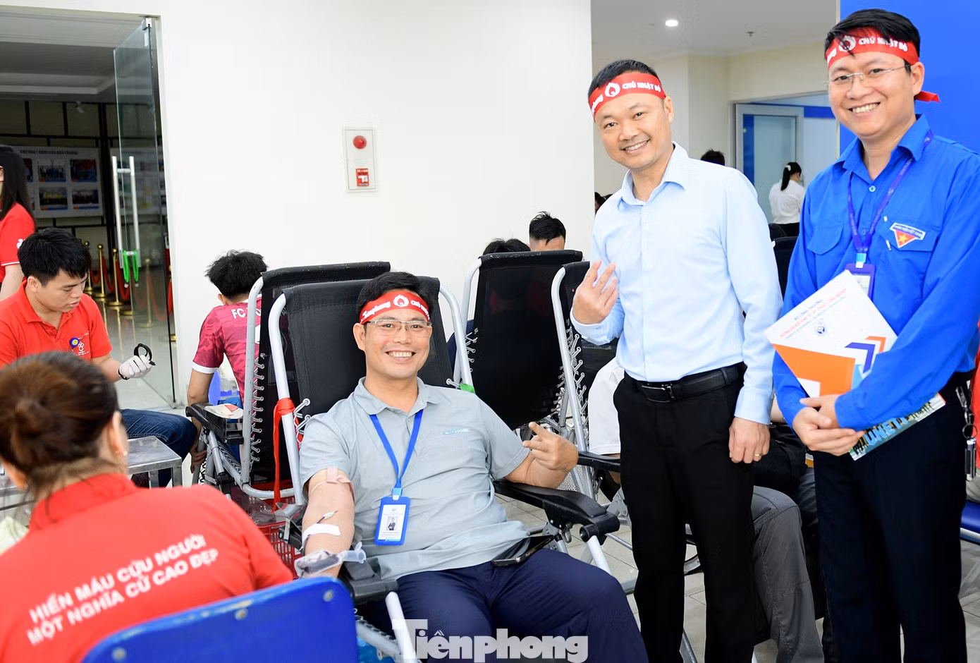 tp-chunhatdo-hienmau-kinhte-kythuat-congnghiep31.jpg