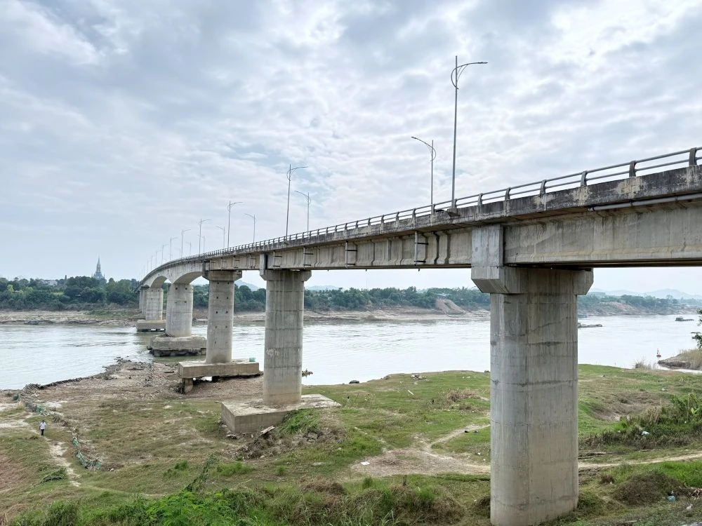 Thủ tướng chỉ đạo khẩn cấp khắc phục cầu sông Lô hư hỏng, hướng tới xây mới trước Tết 2027