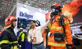 Cận cảnh robot chữa cháy, UAV phát hiện khí độc ở TPHCM