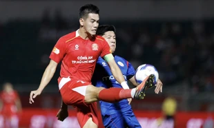 Nguyễn Tiến Linh và lời cảnh báo đanh thép của HLV Kim Sang-sik với lứa cầu thủ 'con cưng' thời ông Park