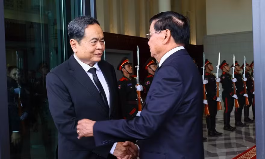 Chủ tịch Quốc hội Trần Thanh Mẫn chia buồn với lãnh đạo và gia quyến Chủ tịch Quốc hội Lào