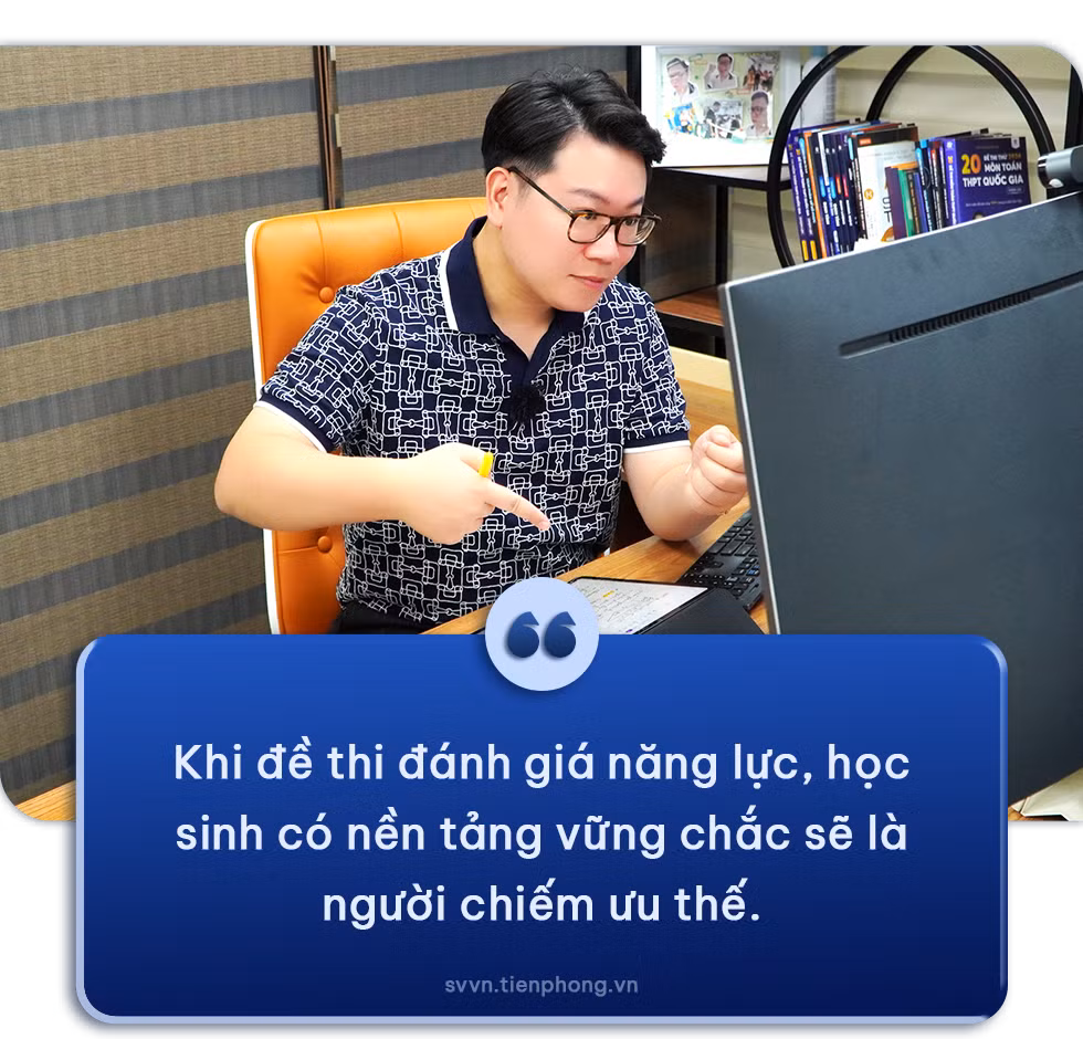 zoom-1-thay-dat.png