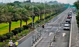 Rào chắn gần 700m Đại lộ Thăng Long để thi công Metro số 5
