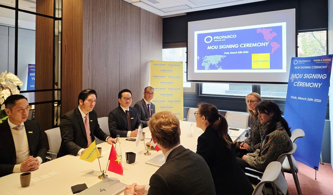 Bên cạnh ký kết, Lãnh đạo cấp cao hai bên đã thảo luận các hợp tác trọng tâm trong thời gian tới.